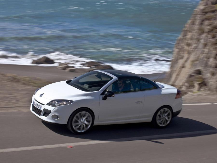  Renault Megane CC 2010 года  (фото 39 из 65)